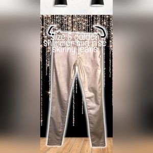 Golden shimmer mid rise skinnys !!